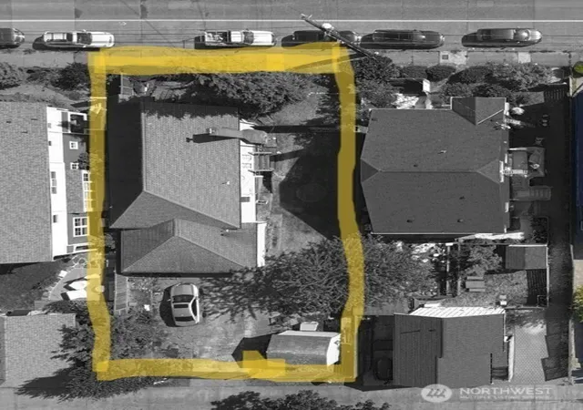 Photo 17 of Single family home for sale at 919 Martin Luther King Jr Way, Seattle, WA 98122 | MLS# NWM2588146 | Listing updated on 2026-10-14