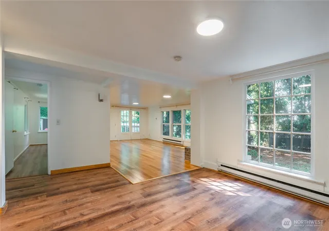 Photo 2 of Single family home for sale at 4420 S 200th Street, Kent, WA 98032 | MLS# NWM2588152 | Listing updated on 2026-09-30