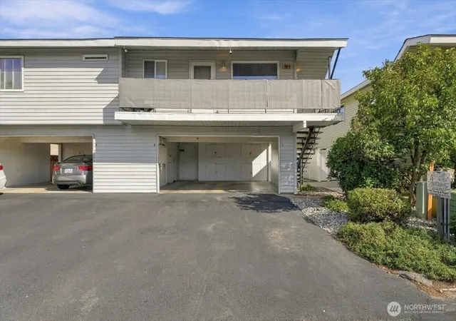 Photo 1 of Condo for sale at 100 Simon St #8, East Wenatchee, WA 98802 | MLS# NWM2588160 | Listing updated on 2026-09-29