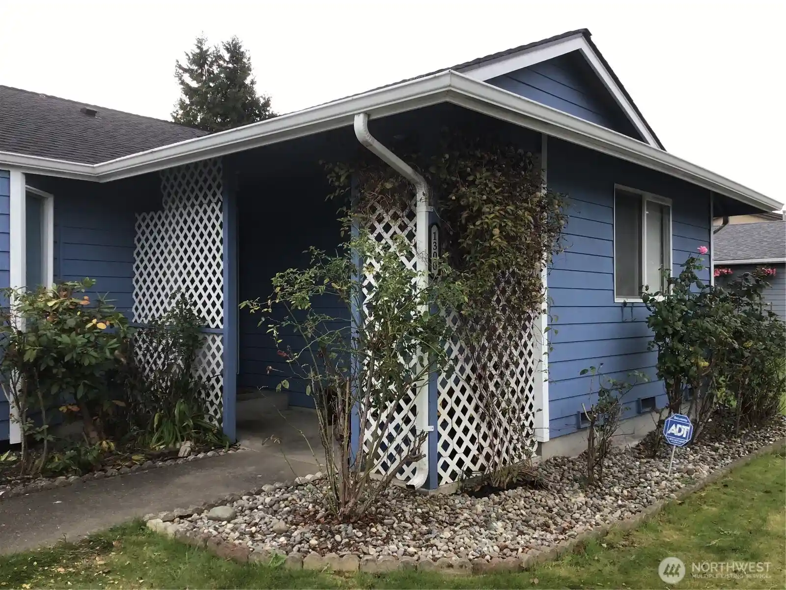 Photo 2 of Single family home for sale at 1300 Crystal Ln, Burlington, WA 98233 | MLS# NWM2588170 | Listing updated on 2026-10-25
