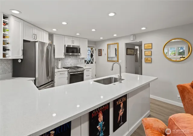 Photo 3 of Single family home for sale at 707 W Bertona St, Seattle, WA 98119 | MLS# NWM2588175 | Listing updated on 2026-10-01