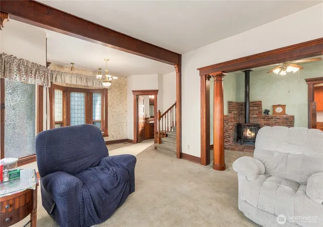 Photo 4 of Single family home for sale at 201 H St SE, Auburn, WA 98002 | MLS# NWM2588181 | Listing updated on 2026-10-09