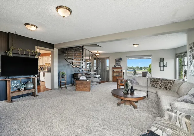 Photo 4 of Single family home for sale at 13550 State Route 2 E, Wilbur, WA 99185 | MLS# NWM2588182 | Listing updated on 2026-09-29