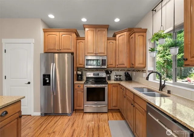 Photo 3 of Single family home for sale at 11800 Littlerock Rd Sw, Olympia, WA 98512 | MLS# NWM2588200 | Listing updated on 2026-10-01