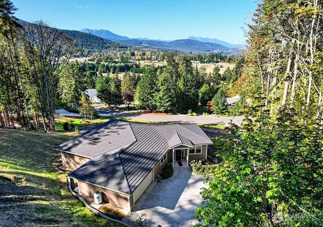 Photo 3 of Single family home for sale at 1285 Fox Holw Rd, Sequim, WA 98382 | MLS# NWM2588201 | Listing updated on 2026-09-30