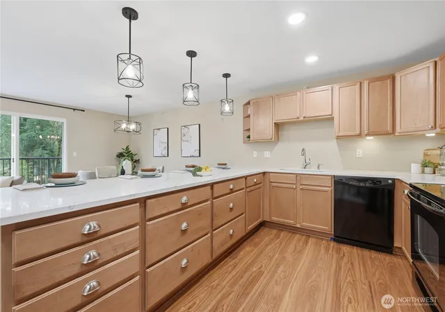 Photo 3 of Townhouse for sale at 700 Front St S #E206, Issaquah, WA 98027 | MLS# NWM2588206 | Listing updated on 2026-10-03