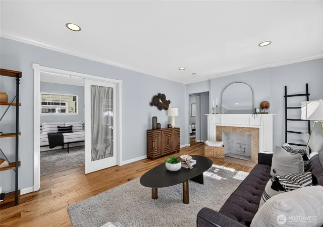 Photo 4 of Single family home for sale at 7014 Brooklyn Ave NE, Seattle, WA 98115 | MLS# NWM2588218 | Listing updated on 2026-10-02