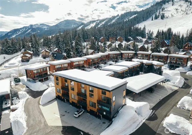 Photo 2 of Townhouse for sale at 101 Pass Life Way, Snoqualmie Pass, WA 98068 | MLS# NWM2588219 | Listing updated on 2026-09-29