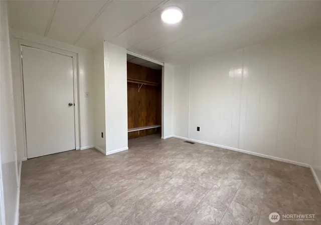 Photo 4 of Manufactured home for sale at 11901 55th Avenue NE #5, Marysville, WA 98271 | MLS# NWM2588226 | Listing updated on 2026-09-30