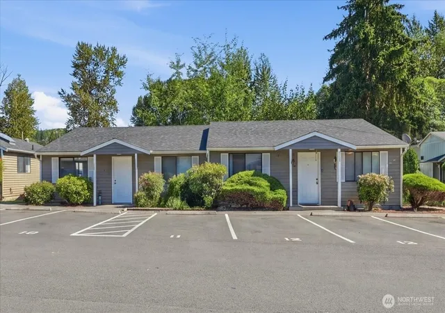 Single family home for sale at 406 E Pioneer St #F, Granite Falls, WA 98252 | MLS# NWM2588234