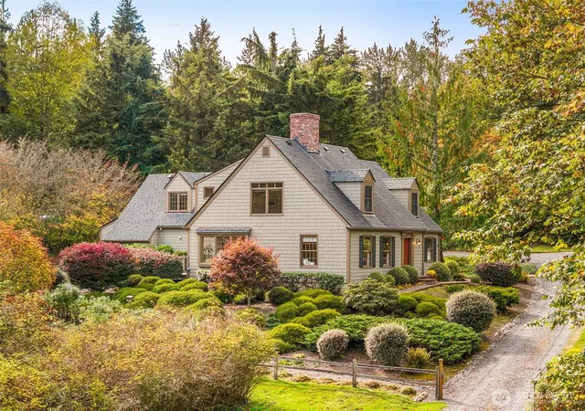 Photo 2 of Single family home for sale at 18226 Dubuque Rd, Snohomish, WA 98290 | MLS# NWM2588237 | Listing updated on 2026-10-08