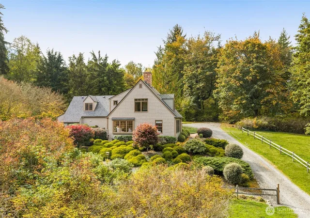 Photo 3 of Single family home for sale at 18226 Dubuque Rd, Snohomish, WA 98290 | MLS# NWM2588237 | Listing updated on 2026-10-08