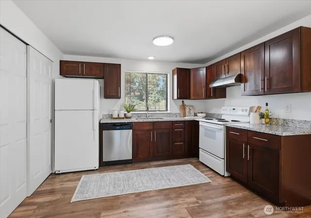 Photo 3 of Single family home for sale at 406 E Pioneer St #G, Granite Falls, WA 98252 | MLS# NWM2588244 | Listing updated on 2026-10-02