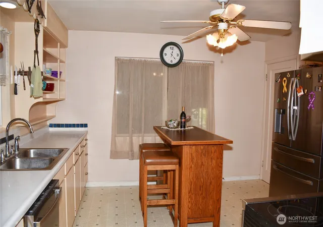 Photo 3 of Single family home for sale at 84570 Ringer Rd, Milton Freewater, OR 97862 | MLS# NWM2588245 | Listing updated on 2026-10-01
