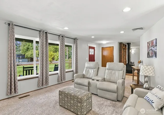 Photo 2 of Single family home for sale at 7230 Prairie Ridge Dr Ne, Olympia, WA 98516 | MLS# NWM2588249 | Listing updated on 2026-09-29