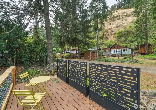 Photo 2 of Single family home for sale at 48 Kooskooskie Rd, Walla Walla, WA 99362 | MLS# NWM2588250 | Listing updated on 2026-10-04