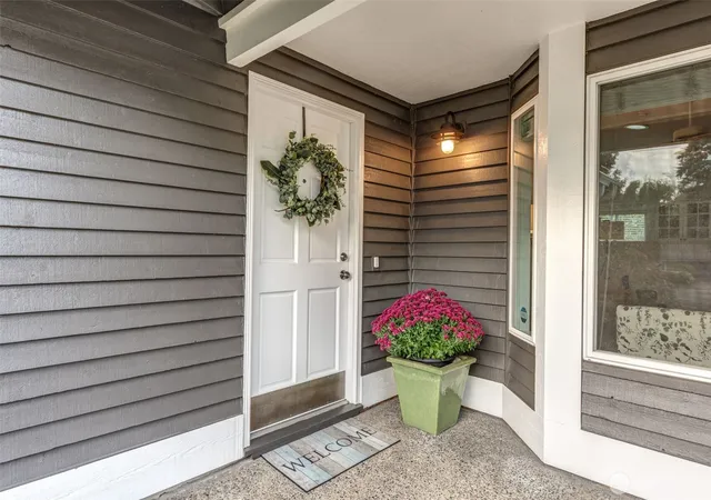 Photo 3 of Single family home for sale at 16718 6th Avenue SE, Bothell, WA 98012 | MLS# NWM2588264 | Listing updated on 2026-10-01