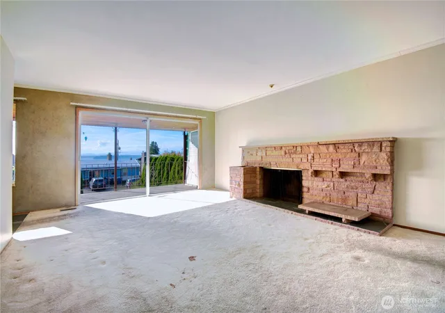 Photo 3 of Sale Pending at 9037 38th Avenue SW, Seattle, WA 98126 | MLS# NWM2588269 | Listing updated on 2026-10-01