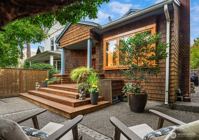 Photo 2 of Single family home for sale at 2020 42nd East, Seattle, WA 98112 | MLS# NWM2588284 | Listing updated on 2026-10-01