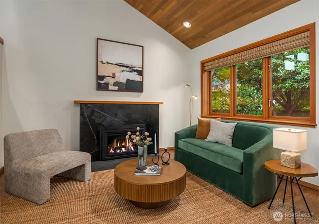 Photo 4 of Single family home for sale at 2020 42nd East, Seattle, WA 98112 | MLS# NWM2588284 | Listing updated on 2026-10-01