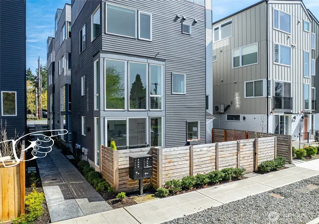 Photo 3 of Townhouse for sale at 6320 41st Avenue SW #B, Seattle, WA 98136 | MLS# NWM2588290 | Listing updated on 2026-10-02