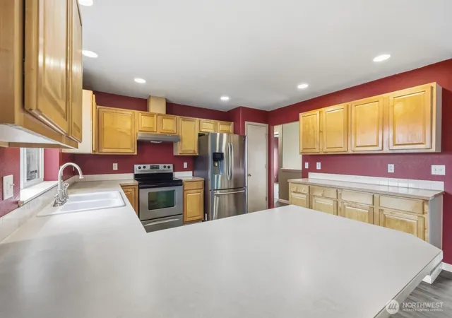 Photo 3 of Single family home for sale at 10728 Tucannon Ct Se, Yelm, WA 98597 | MLS# NWM2588296 | Listing updated on 2026-10-02