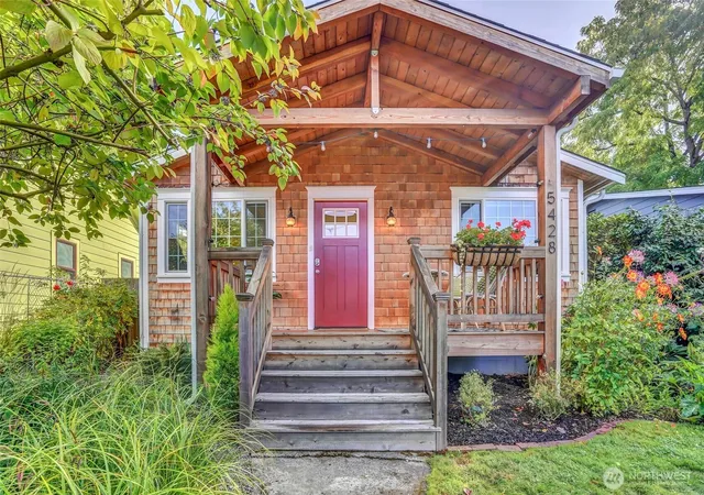 Photo 1 of Single family home for sale at 5428 25th Avenue Sw, Seattle, WA 98106 | MLS# NWM2588304 | Listing updated on 2026-10-01