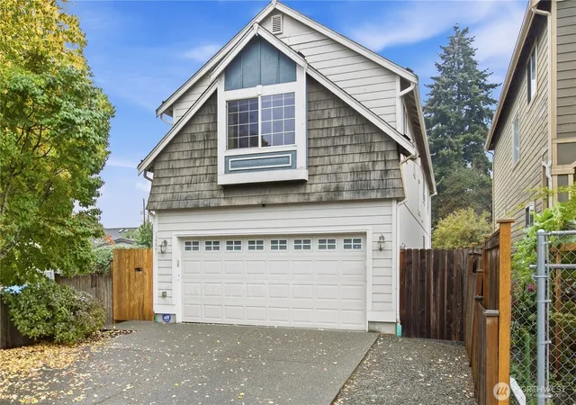 Photo 2 of Single family home for sale at 12225 50 Avenue S, Seattle, WA 98178 | MLS# NWM2588314 | Listing updated on 2026-10-01