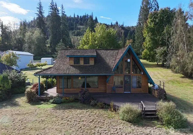 Photo 2 of Single family home for sale at 118 Fish Hatchery Rd, Mossyrock, WA 98564 | MLS# NWM2588328 | Listing updated on 2026-09-29