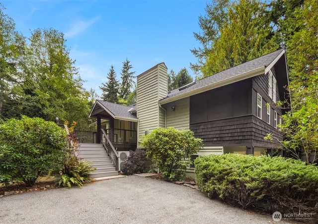Photo 1 of Single family home for sale at 4305 Meander Ln, Langley, WA 98260 | MLS# NWM2588340 | Listing updated on 2026-10-02