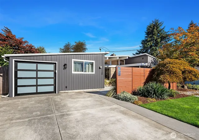 Photo 1 of Single family home for sale at 1252 N 172nd Street, Shoreline, WA 98133 | MLS# NWM2588346 | Listing updated on 2026-10-08