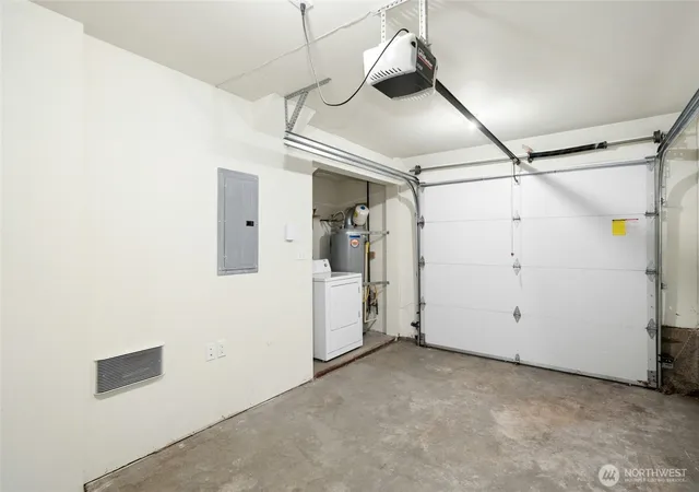 Photo 17 of Townhouse for sale at 4331 9th Avenue NE #C, Seattle, WA 98105 | MLS# NWM2588350 | Listing updated on 2026-10-03
