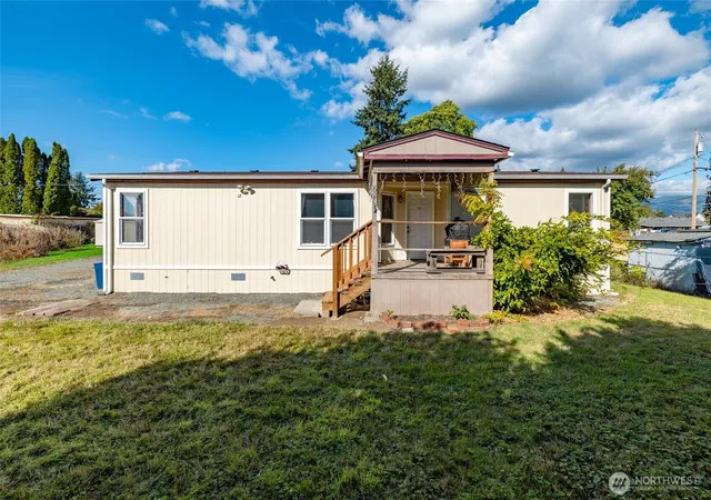 Photo 1 of Manufactured home for sale at 620 Alexander St, Sedro Woolley, WA 98284 | MLS# NWM2588352 | Listing updated on 2026-09-29