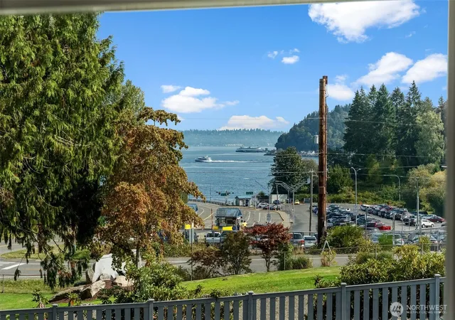 Photo 3 of Single family home for sale at 11284 Se Southworth, Port Orchard, WA 98366 | MLS# NWM2588362 | Listing updated on 2026-09-30