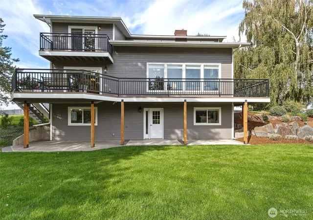 Single family home for sale at 2264 Old Milton Hwy, Walla Walla, WA 99362 | MLS# NWM2588373