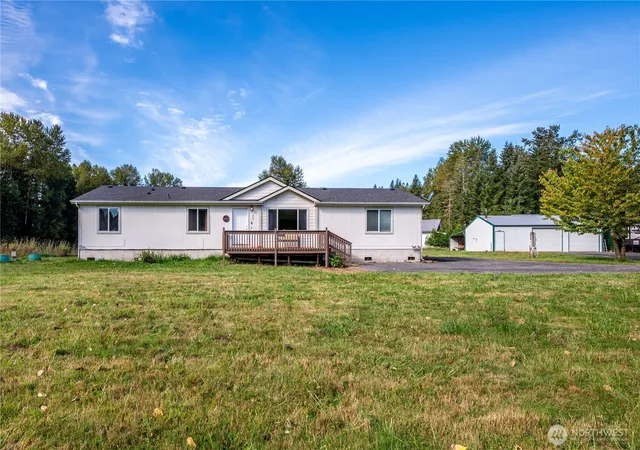 Photo 2 of Manufactured home for sale at 245 Sakari Ln, Kelso, WA 98626 | MLS# NWM2588375 | Listing updated on 2026-09-29