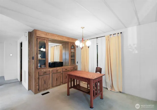 Photo 3 of Manufactured home for sale at 620 112th Street Se #174, Everett, WA 98208 | MLS# NWM2588377 | Listing updated on 2026-09-29
