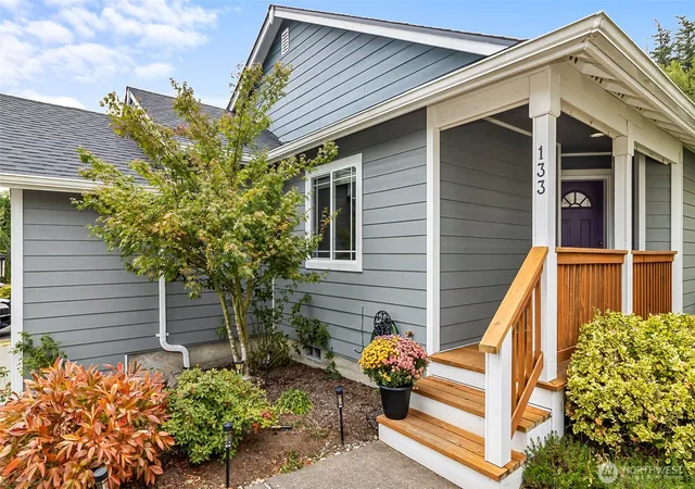 Photo 3 of Single family home for sale at 133 43rd Street, Bellingham, WA 98229 | MLS# NWM2588378 | Listing updated on 2026-09-29