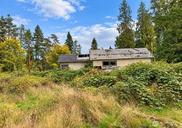 Photo 3 of Single family home for sale at 18646 Byers Rd SE, Maple Valley, WA 98038 | MLS# NWM2588392 | Listing updated on 2026-10-03