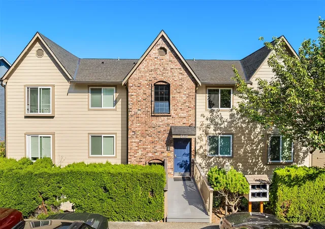 Photo 3 of Condo for sale at 3410 161st Court Se #32, Bellevue, WA 98008 | MLS# NWM2588421 | Listing updated on 2026-10-02