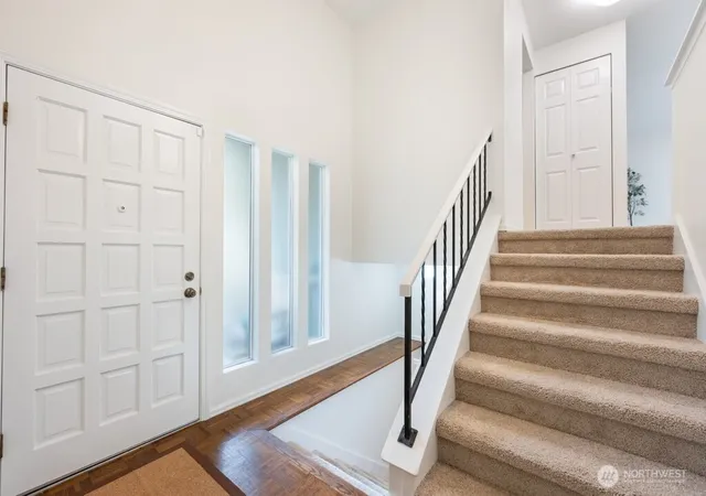 Photo 2 of Single family home for sale at 16817 Ne 91st Street, Redmond, WA 98052 | MLS# NWM2588434 | Listing updated on 2026-10-12