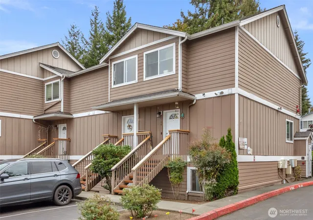 Photo 1 of Condo for sale at 7220 Rainier Dr #101, Everett, WA 98203 | MLS# NWM2588443 | Listing updated on 2026-09-30