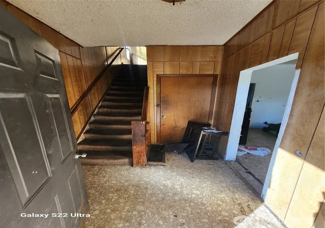 Photo 3 of Single family home for sale at 923 24th Avenue S, Seattle, WA 98144 | MLS# NWM2588455 | Listing updated on 2026-10-13