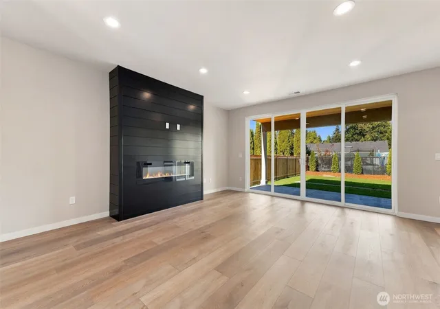 Photo 4 of Single family home for sale at 1013 126th Street Ct E, Tacoma, WA 98445 | MLS# NWM2588463 | Listing updated on 2026-10-02