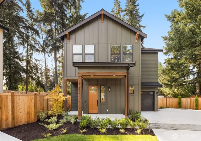 Condo for sale at 13633 103rd Northeast, Kirkland, WA 98034 | MLS# NWM2588464