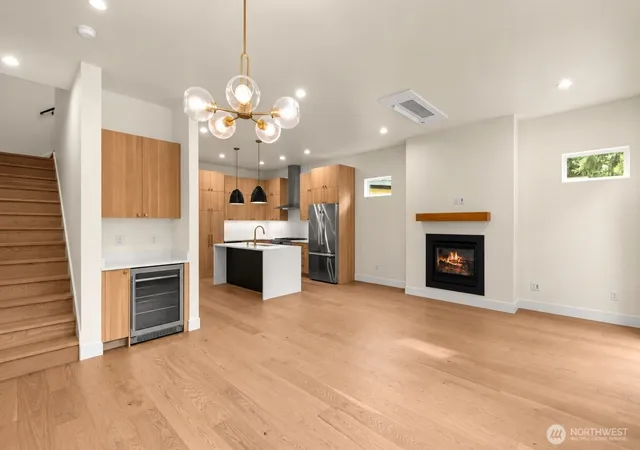 Photo 3 of Condo for sale at 13633 103rd Northeast, Kirkland, WA 98034 | MLS# NWM2588464 | Listing updated on 2026-10-01