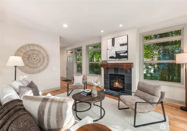 Photo 3 of Single family home for sale at 2320 12th Avenue S, Seattle, WA 98144 | MLS# NWM2588465 | Listing updated on 2026-10-01