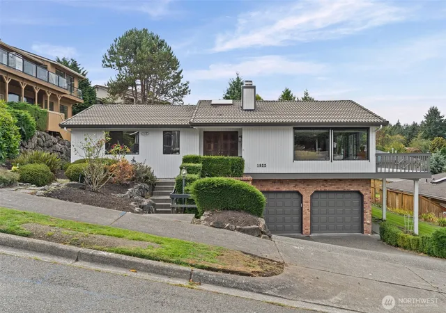 Photo 1 of Single family home for sale at 1922 Dumas Cir Ne, Tacoma, WA 98422 | MLS# NWM2588471 | Listing updated on 2026-10-01