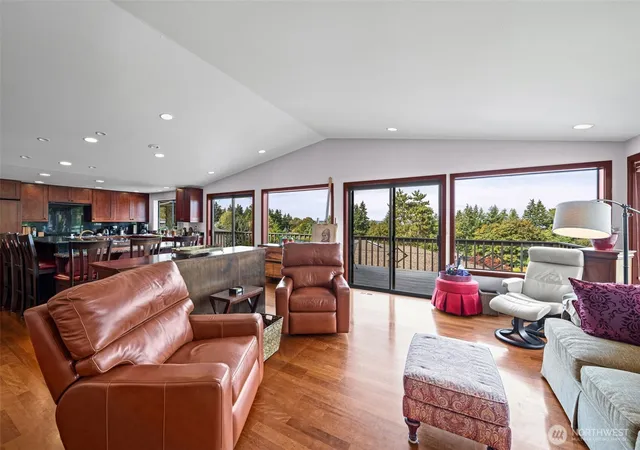 Photo 3 of Single family home for sale at 1922 Dumas Cir Ne, Tacoma, WA 98422 | MLS# NWM2588471 | Listing updated on 2026-10-01
