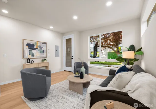 Photo 4 of Townhouse for sale at 3407 NW B Market St, Seattle, WA 98107 | MLS# NWM2588472 | Listing updated on 2026-10-01
